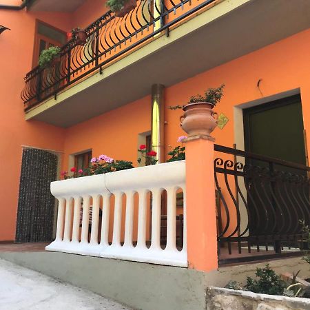Agriturismo La Rosa Spina Fivizzano Bagian luar foto